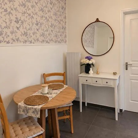 Maisonnette Confort Et Charme Avec Terrasse 20 Min De Paris Proche Gagny