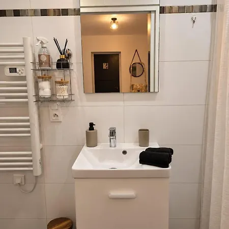 Maisonnette Confort Et Charme Avec Terrasse 20 Min De Paris Proche Apartment *